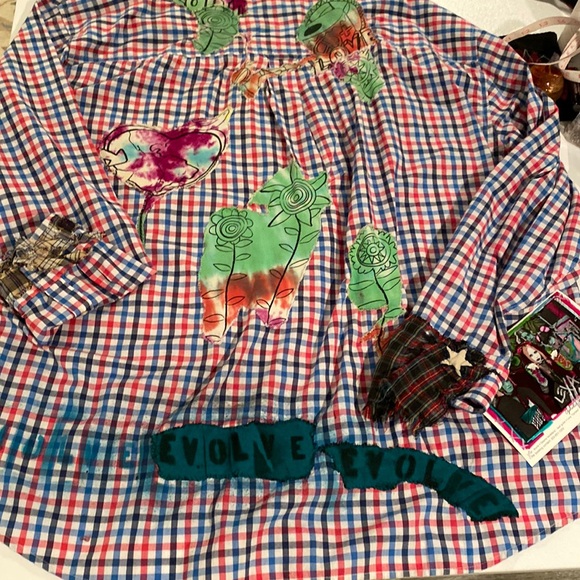Customized plaid seditionary button down shirt - Picture 14 of 15